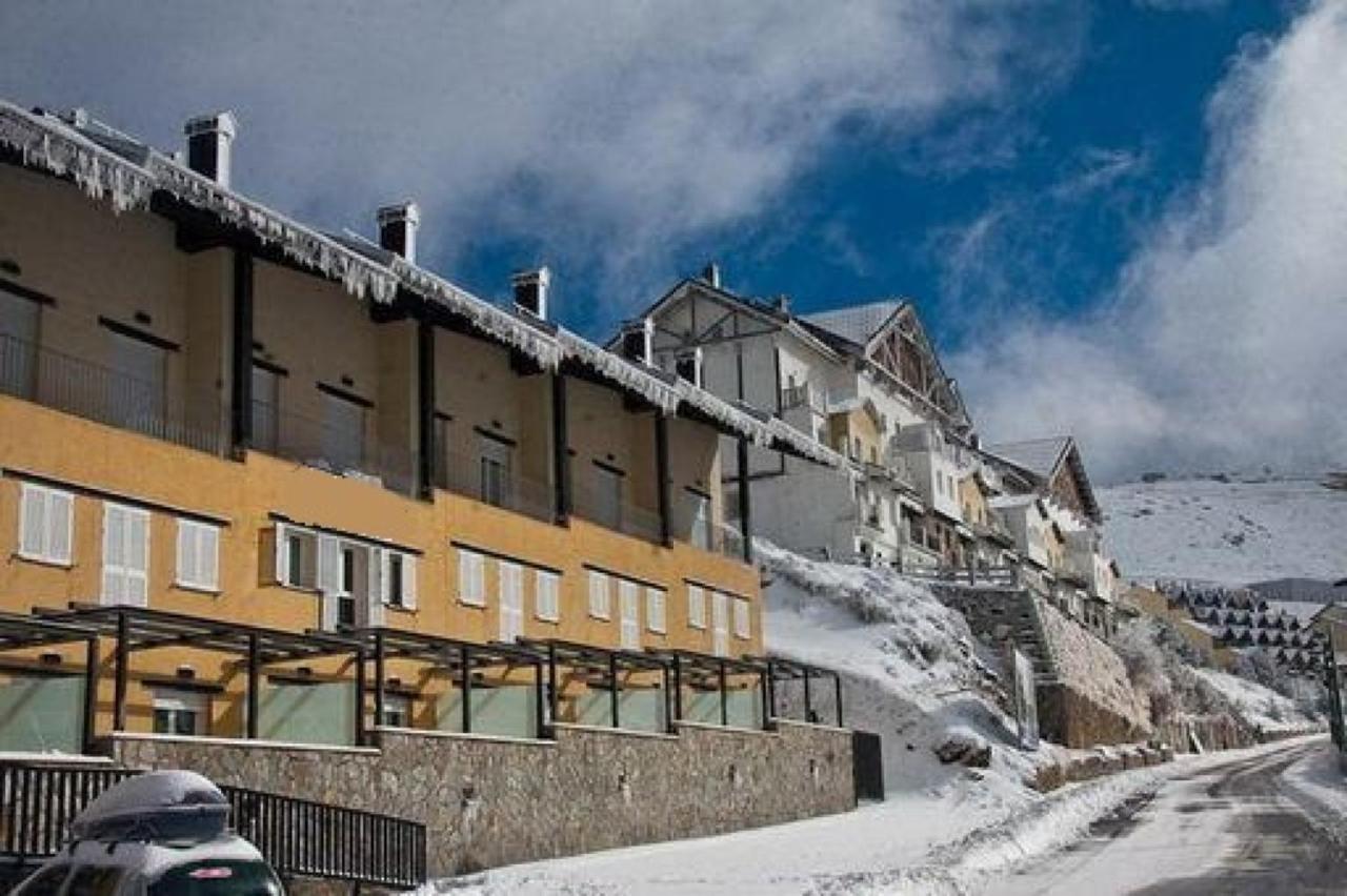 Vista Nevada Ski Lodge Sierra Nevada Dış mekan fotoğraf